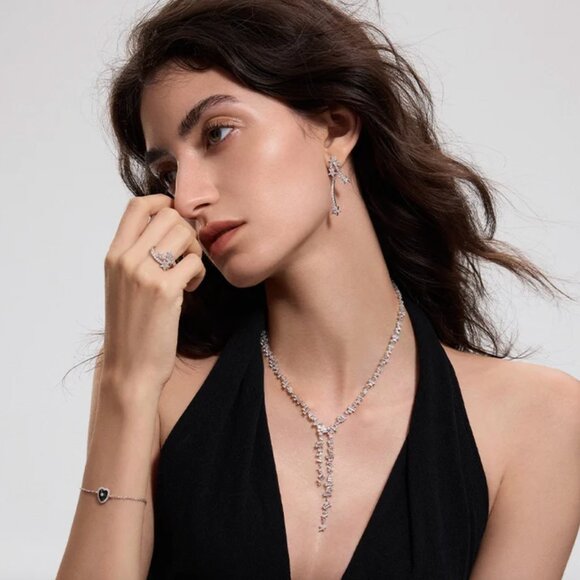 Starry Celestial Necklace - Cubic Zirconia & Silver - Picture 4 of 8